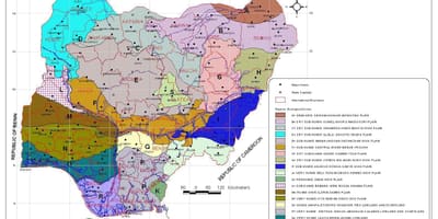 Karta Nigeriji prikazuje različite zone vegetacije 